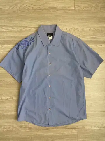 구제 반팔 셔츠 블루 L 자수