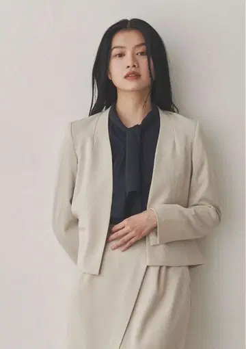 [ 택 포함 미사용 새상품 ] TONAL 수트 컴팩트 자켓