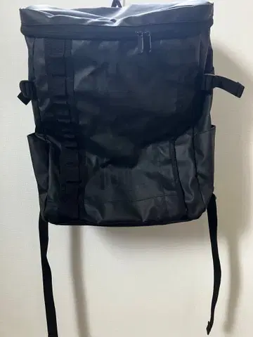 블랙 롤탑 백팩