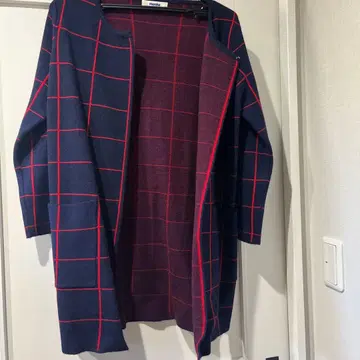 체크 무늬 가디건 네이비 레드 미사용 새상품