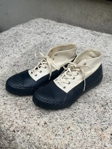 MOONSTAR ALWEATHER 블랙 캔버스 러버 스니커즈