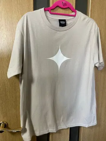 후지이 카제 키라리 T셔츠 M 사이즈