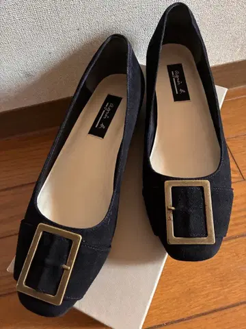 아네스베 agnes b 블랙 스웨이드 버클 슈즈