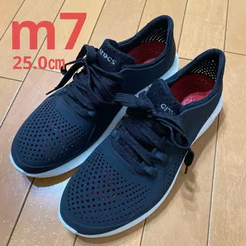 크록스 라이드 블랙 스니커즈 m7 25.0