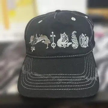 PASS PORT 자수 디자인 블랙 캡