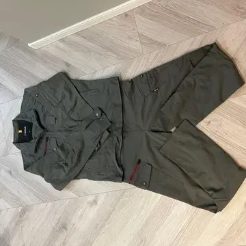 바틀 상하의 세트 셋업