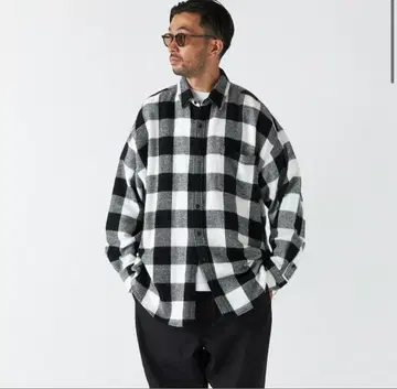 새상품급 FAT GIGABLOK 오버 사이즈 플란넬 체크 셔츠