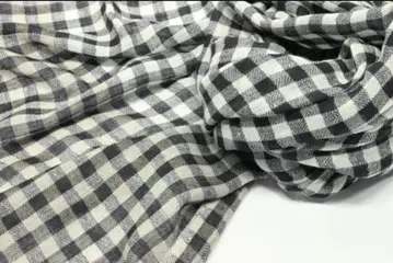 Khadi and Co 카디아앤코 블랙 화이트 체크 스톨