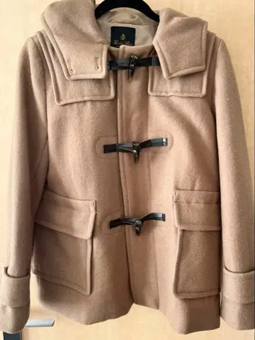 나노 유니버스 숏 더플 코트