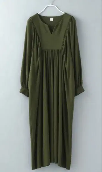 e/rm 볼륨 개더 원피스