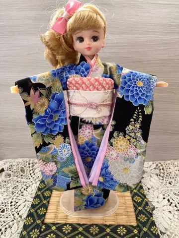 리카짱 옷 갈아입기 기모노