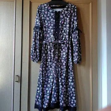 Super Beauty 플라워 프린트 원피스 40