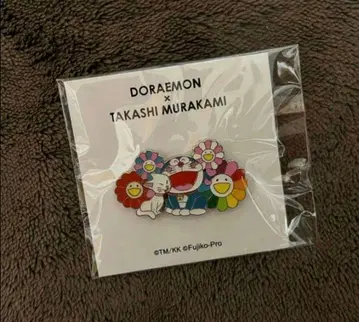 도라에몽 x 무라카미 다카시 핀즈 핀 배지