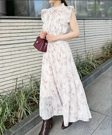 SNIDEL 프린트 플리츠 셔링 원피스 1 사이즈