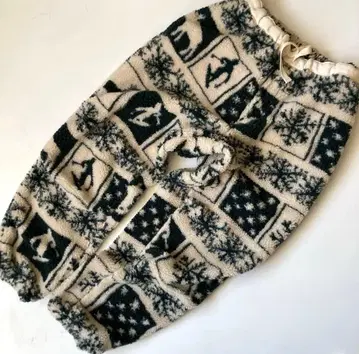 BEAMS + boa nordic pants