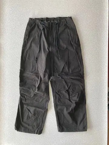 BEAMS 브러쉬 오버 팬츠 블랙 사이즈 S