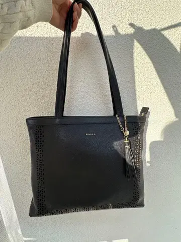 Paleo 블랙 토트백 태슬 포함
