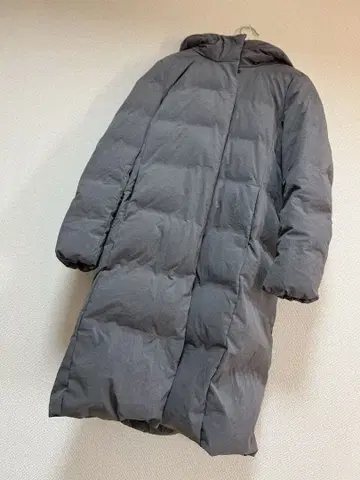UNIQLO 다운 코트 M 사이즈