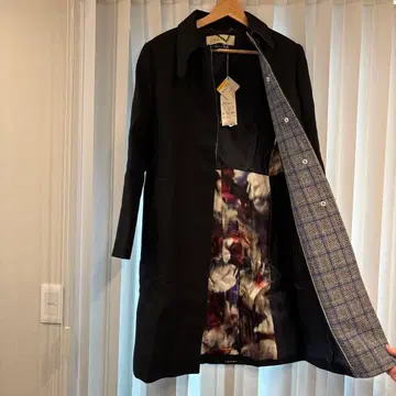 컨디션 최상 Paul Smith 블랙 트렌치코트 봄 사이즈 L