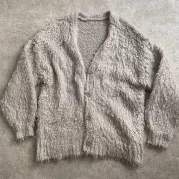 앤도미 보아 샤기 가디건 그레이