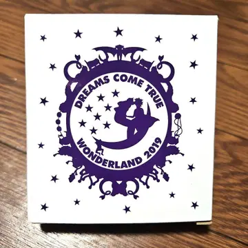 DREAMS COME TRUE 30주년 거울