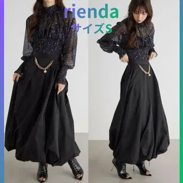 새상품급 rienda 프론트 체인 토네이도 벌룬 스커트 사이즈 S 블랙
