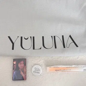 나카무라 유리카 YULUNA 쿠션 커버 포토 카드 응원봉 캔뱃지