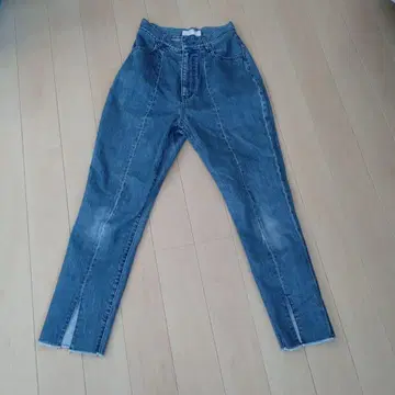 LANDWARDS 랜드워즈 데님 프론트 슬릿 S