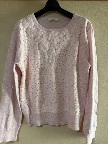 GALLERY VI VISCONTI 핑크 레이스 디자인 니트