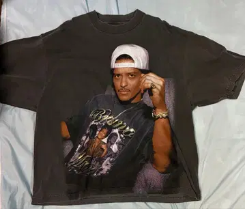 브루노 마스 투어 T셔츠 미사용 M 사이즈