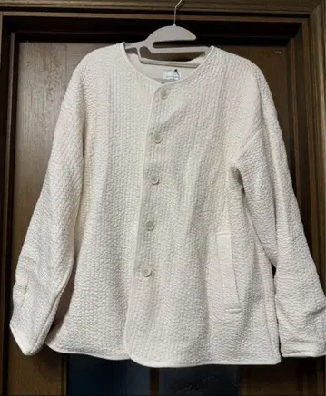 퀼팅 노카라 자켓