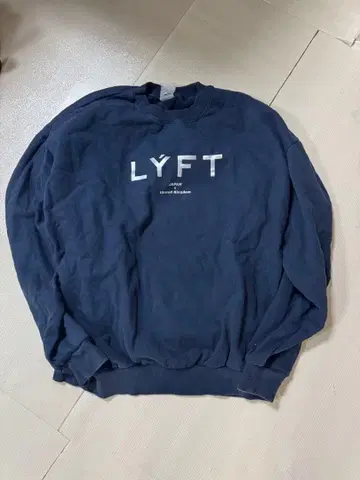 LYFT 네이비 트레이닝복 리프트