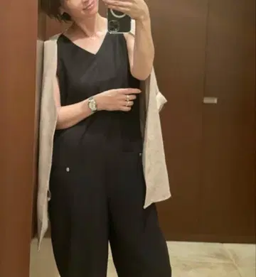 OUTERSUNSET 블랙 살로펫 올인원 헨미 에미리 착용