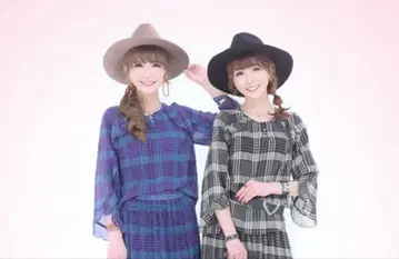 [ 새상품 ] 앤러브 하트체크의 멋진 프릴 블라우스 퍼플