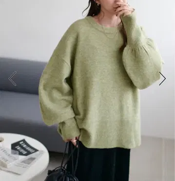 [ 새상품 ] discoat 멜란지 소매 볼륨 풀오버 니트 그린