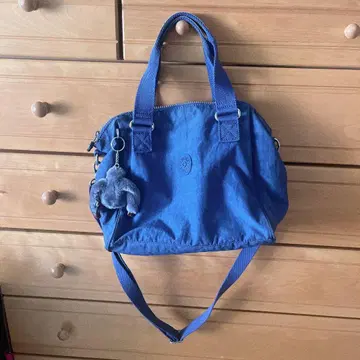 Kipling 파란색 숄더백 고릴라 참 포함