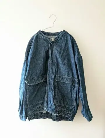 사만사 모스모스 노카라 데님 자켓