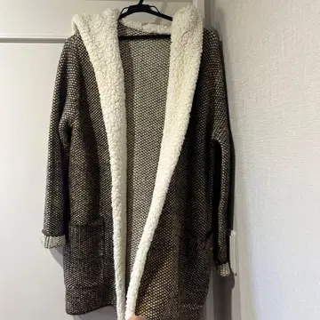 플리스 안감 후드 부착 롱 코트 미사용 새상품