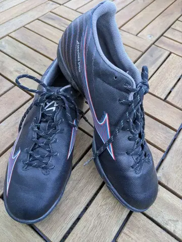 미즈노알파 블랙 축구화 트레이닝화 25cm