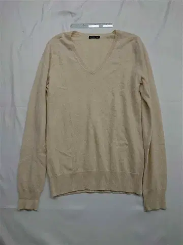 유니클로 UNIQLO V넥 스웨터 베이지 계열 남성용