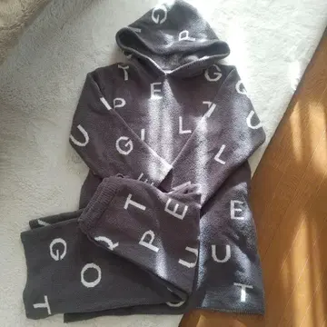 gelato pique 알파벳 무늬 룸웨어 상하의 세트 택 없음