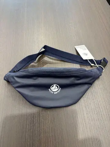 미사용 새상품! PETIT BATEAU 네이비 숄더백