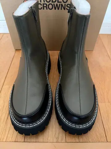 RODEO CROWNS WIDE BOW 패턴 사이드 고어 부츠