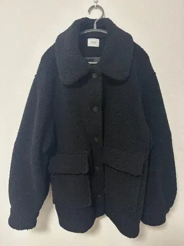 로리즈팜 보아 자켓 블랙