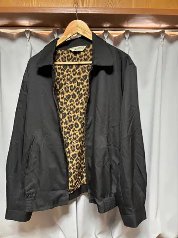 Backers 블랙 L 사이즈 블루종 표범 무늬