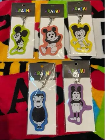 폭풍을 여행하는 전시회 미키 키링 5세트