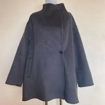 UNIQLO 유니클로 다크 그레이 사이즈 [ XL ] 오버 사이즈 코트