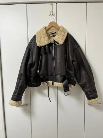 ZARA 보아 카라 부착 가죽 자켓 L