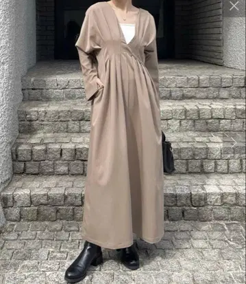 카프리슈 마쥬 허리 턱 원피스