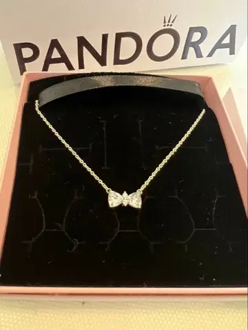 PANDORA 리본 모티브 목걸이